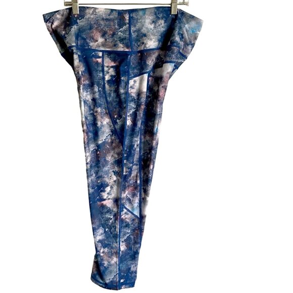 Brisas Women's Abstract Print Activewear Capris Leggings Pants Women's 1X NEW - Picture 3 of 5